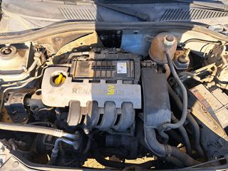 Renault Clio 2003-thumb-2