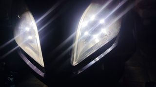 Kymco Downtown 300i 2010-thumb-3