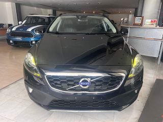 Volvo V40 2015 cross country