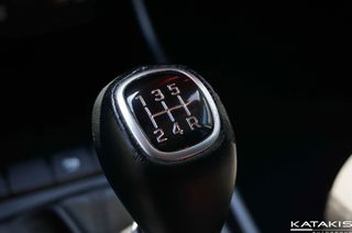 Hyundai Bayon 2022 Distinctive, Digital Cockpit, Clima, Camera, Apple - Android-thumb-43