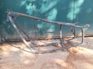Πωλείται πλαίσιο BMW R25 (γυμνό – για project)