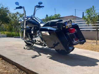 Harley Davidson ROAD KING 2005-thumb-1
