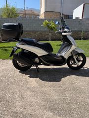 Piaggio Beverly 350 2017 BEVERLY 350 SPORT TOURING ABS-thumb-9