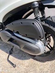 Piaggio Beverly 350 2017 BEVERLY 350 SPORT TOURING ABS-thumb-17