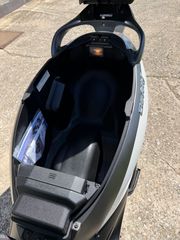 Piaggio Beverly 350 2017 BEVERLY 350 SPORT TOURING ABS-thumb-25
