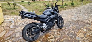 Suzuki GSR 600 2007 ABS-thumb-1