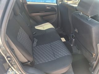 Suzuki SX4 2008-thumb-8