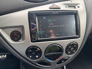 Ford Focus 2005 ST170-thumb-6