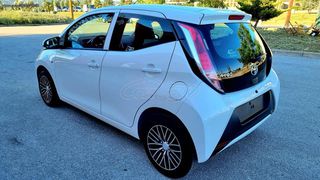 Toyota Aygo 2018 GPS / BLUETOOTH / LED / ΖΑΝΤΕΣ ΑΛΟΥΜΙΝΙΟΥ-thumb-4