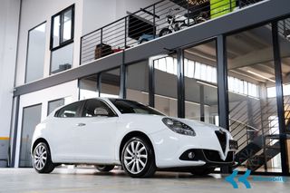 Alfa Romeo Giulietta 2020-thumb-3