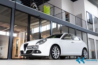 Alfa Romeo Giulietta 2020-thumb-7