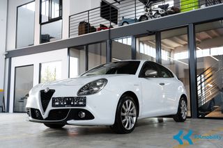 Alfa Romeo Giulietta 2020-thumb-6