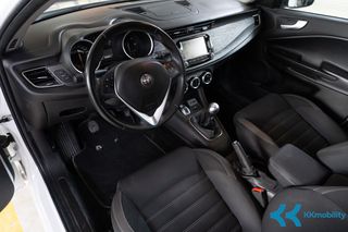 Alfa Romeo Giulietta 2020-thumb-21