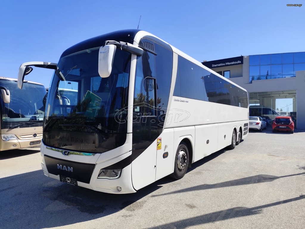 MAN 2018 Lions Coach