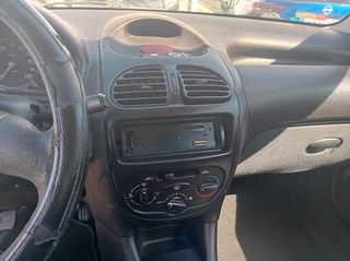 Peugeot 206 2000-thumb-10