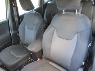 Jeep Renegade 2020 1.3 150hp LONGITUBE AUTOMATIC-thumb-6