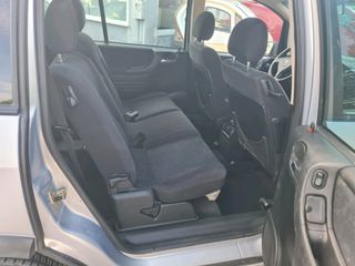 Opel Zafira 2002-thumb-18