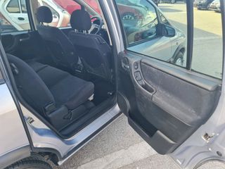 Opel Zafira 2002-thumb-17