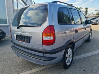 Opel Zafira 2002-thumb-4