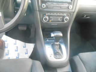 Volkswagen Golf 2010 1.4-DSG-HIGHLINE-122PS-thumb-5