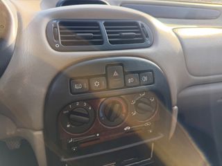 Rover 200 1999 Book Service-thumb-11