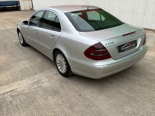 Mercedes-Benz E 220 2004-thumb-3