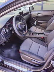 Mercedes-Benz GLA 180 2019-thumb-4