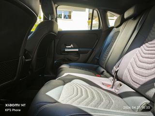 Mercedes-Benz GLA 200 2024 Progressive 7G-DCT-thumb-10