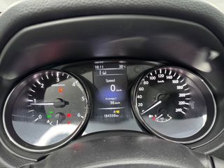 Nissan Qashqai 2016 TEKNA PANORAMA NAVI CAMERA 360-thumb-17