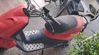 Peugeot TKR 50 2010-thumb-1