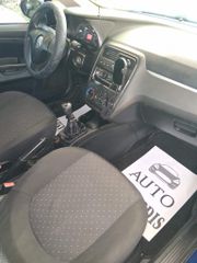 Fiat Grande Punto 2007-thumb-12