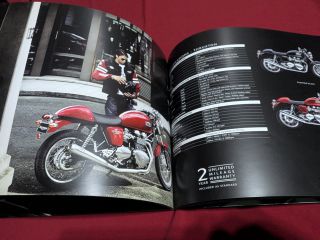 Triumph Motorcycles brochure 2015 προσπέκτους-thumb-4