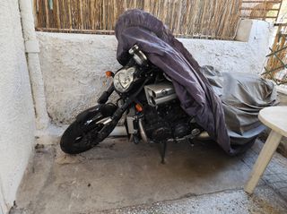 Yamaha Vmax 2010-thumb-1