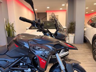 Benelli TRK 251 2022 Αριστο.-thumb-2