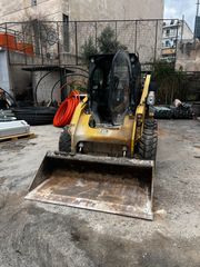 Φορτωτής Με Λάστιχα CAT 2025 272D3