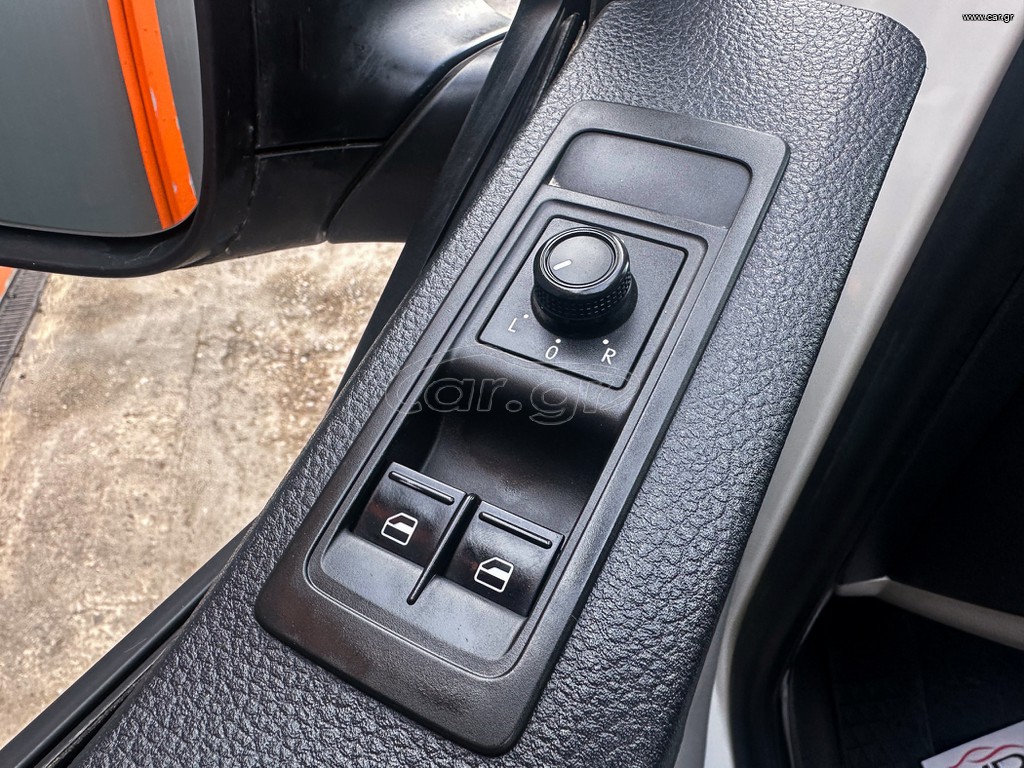 Volkswagen TransporterT6 2018 TransporterT6,4X4,Ελληνικό,LONG,ΟθόνηCarplay,Βιβλίο,Εγγύηση thumbnail 17