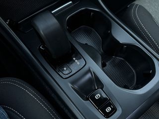 Volvo XC40 2022 PLUG IN HYBRID T5 RECHARGE PANORAMA ΗΛΙΟΡΟΦΗ ΕΛΛΗΝΙΚΟ 262HP-thumb-39