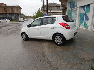 Hyundai i 20 2011 1.2 5 STAR EDITION-thumb-3