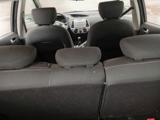 Hyundai i 20 2011 1.2 5 STAR EDITION-thumb-25