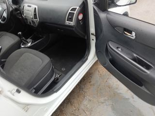 Hyundai i 20 2011 1.2 5 STAR EDITION-thumb-32