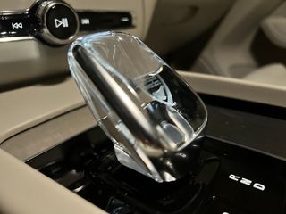Volvo XC 60 2022 T8 PHEV 2.0 456hp AWD AT8 18,8kw Face Lift-thumb-14