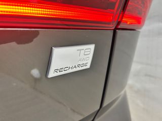 Volvo XC 60 2022 T8 PHEV 2.0 456hp AWD AT8 18,8kw Face Lift-thumb-11