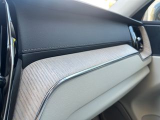 Volvo XC 60 2022 T8 PHEV 2.0 456hp AWD AT8 18,8kw Face Lift-thumb-29