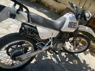 Suzuki Djebel 1998