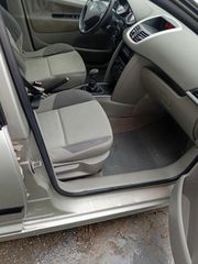 Peugeot 207 2008 1.4 16V 90PS FUEL EXTRA-thumb-31