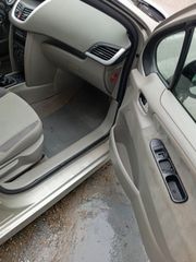 Peugeot 207 2008 1.4 16V 90PS FUEL EXTRA-thumb-32