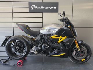 Ducati Diavel 2022 1260 S Black and Steel Termignoni
