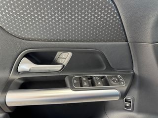Mercedes-Benz GLA 200 2024 1,3 HYBRID  163PS 7G-DCT AUTO-thumb-47