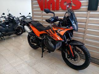 KTM 890 Adventure 2021-thumb-6