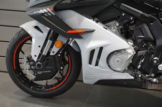 CFmoto 675 SR-R 2026-thumb-4